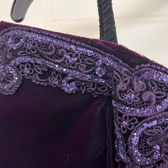 Vintage Crushed Velvet Purple Dress with Embellishment - Picture 2 of 6